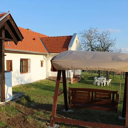Kali Birtok Szentbekkalla, Ferienhaus/guesthouse Дом отдыха *