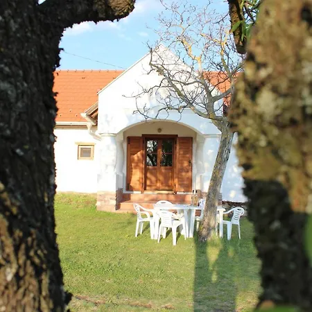 Kali Birtok Szentbekkalla, Ferienhaus/guesthouse Holiday home